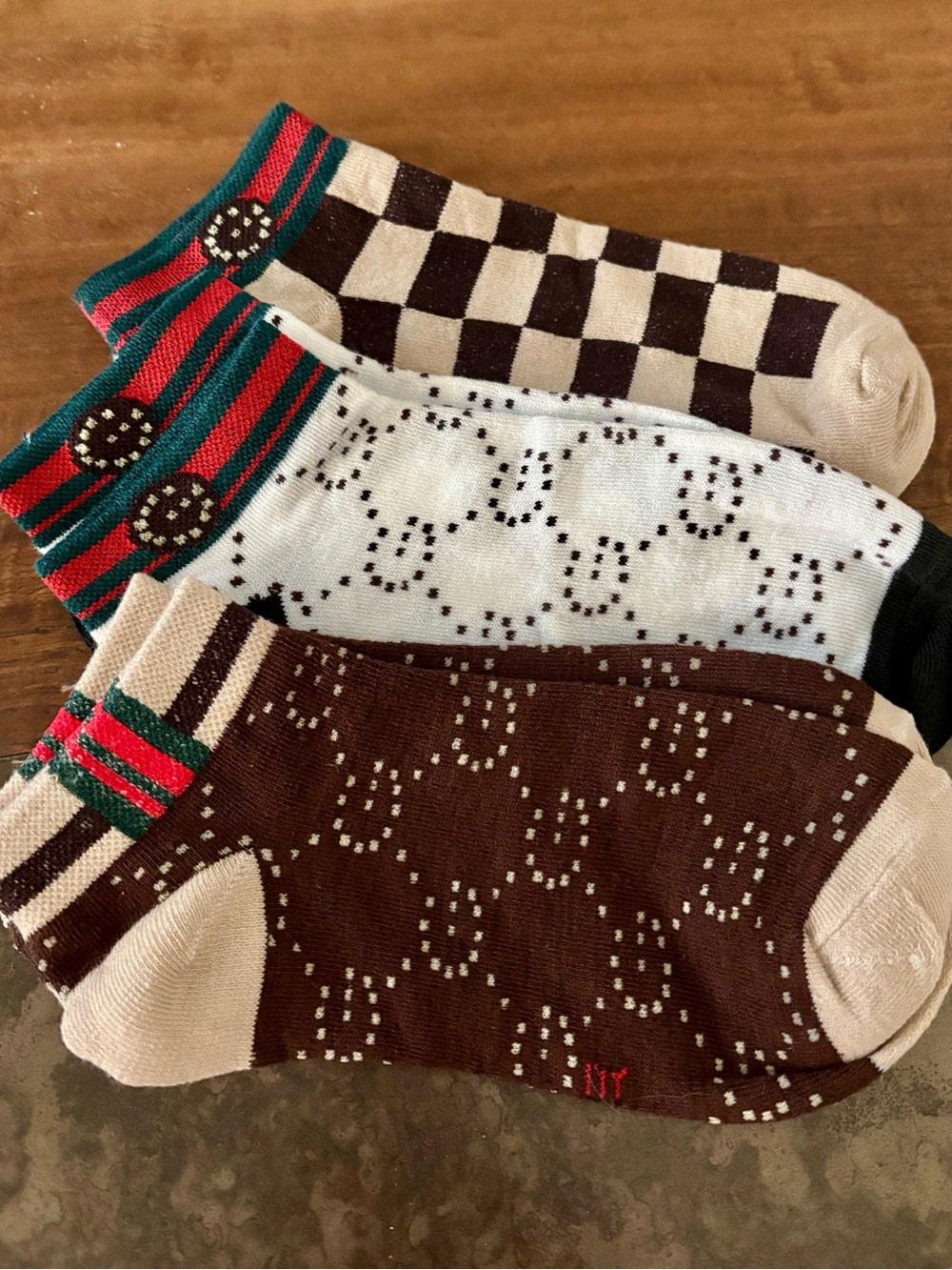 Woman’s Checker & Pattern Ankle Socks - Gucci Lovers! - Picture 3 of 4